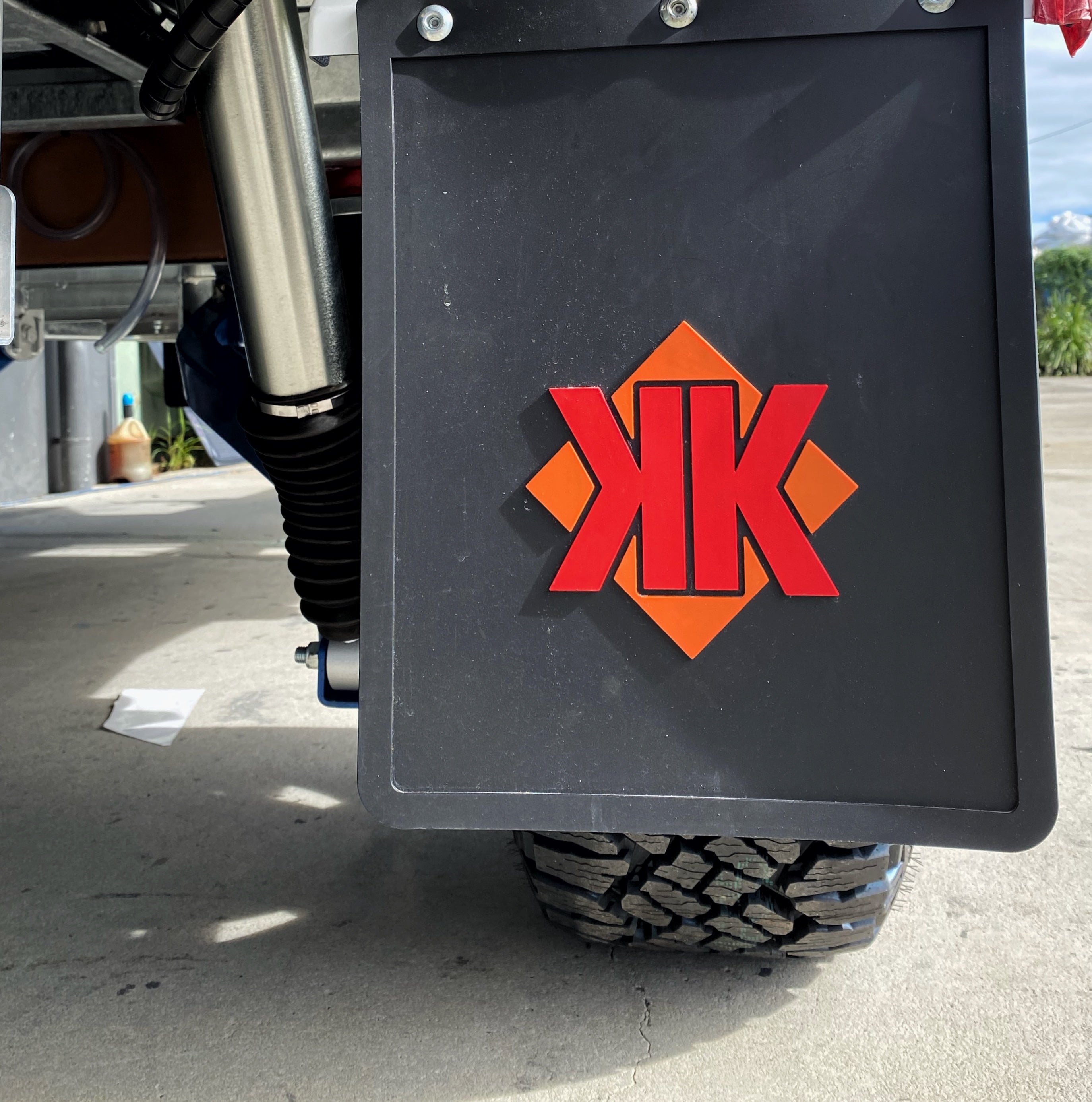 KK Insignia Mud-Flaps