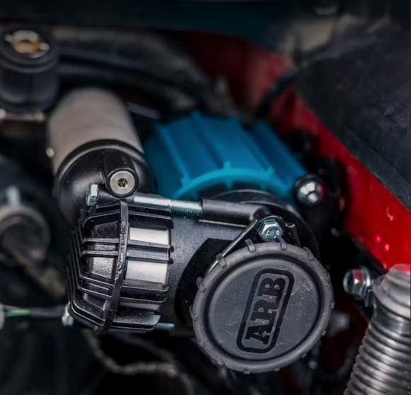 Built in ARB Compressor & Air Kit